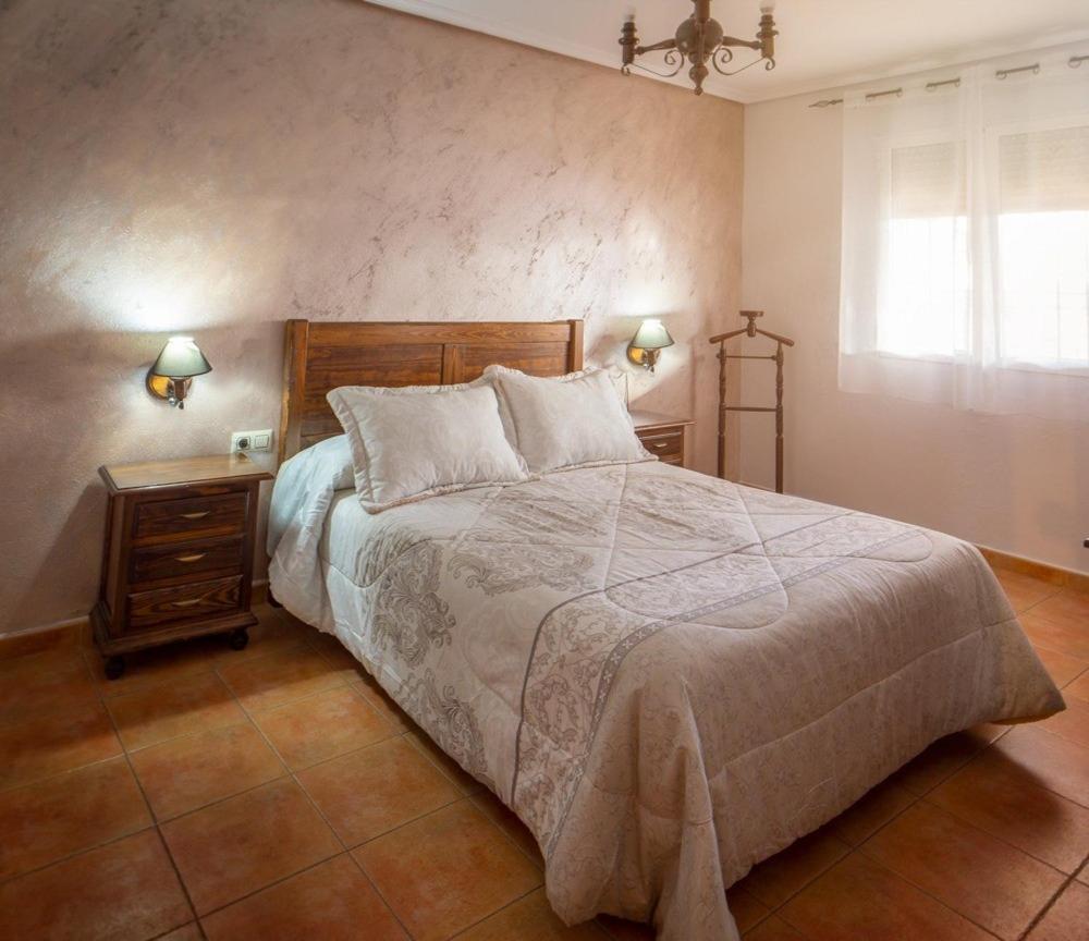 Casas Rurales Ramirez Ossa de Montiel Bagian luar foto